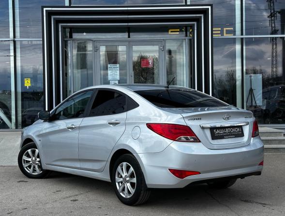 Hyundai Solaris I Рестайлинг с пробегом 2014 года, цена 775 000 рублей, 205637 км, седан, Автокод Объявления
