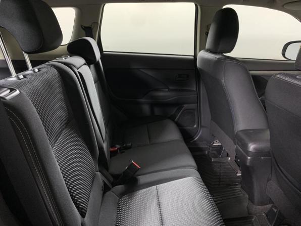 Mitsubishi Outlander III Рестайлинг 2 с пробегом 2017 года, цена 2 120 000 рублей, 64031 км, внедорожник, Автокод Объявления