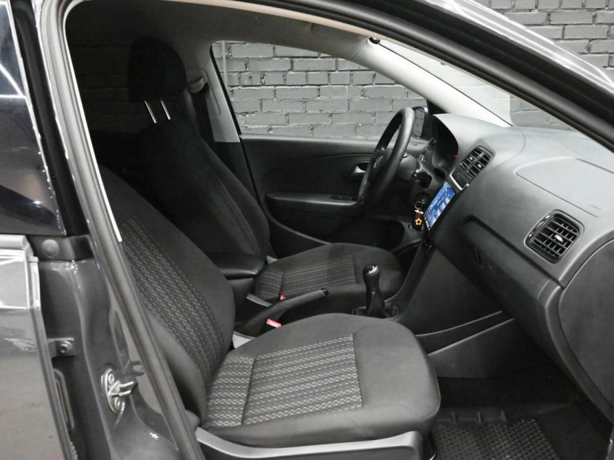 Volkswagen Polo V Рестайлинг Екатеринбург  - изображение 10