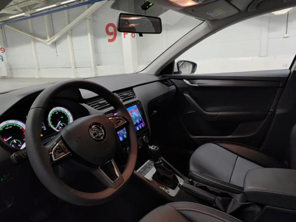 Skoda Octavia III (A7) Рестайлинг с пробегом 2022 года, цена 2 165 000 рублей, 22001 км, лифтбек, Автокод Объявления
