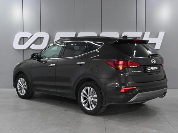 Hyundai Santa Fe III Рестайлинг с пробегом 2017 года, цена 1 919 000 рублей, 209970 км, внедорожник, Автокод Объявления