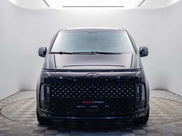 Hyundai Staria I с пробегом 2023 года, цена 5 500 000 рублей, 43435 км, минивэн, Автокод Объявления