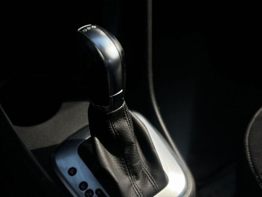 Volkswagen Polo V Рестайлинг Челябинск  - изображение 19