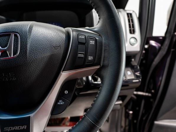 Honda Stepwgn IV Рестайлинг с пробегом 2013 года, цена 1 700 000 рублей, 143000 км, минивэн, Автокод Объявления