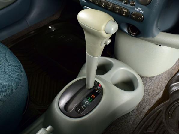 Toyota Vitz I (P10) с пробегом 2000 года, цена 349 995 рублей, 299999 км, хэтчбек, Автокод Объявления
