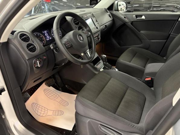 Volkswagen Tiguan I Рестайлинг с пробегом 2012 года, цена 989 000 рублей, 146424 км, внедорожник, Автокод Объявления