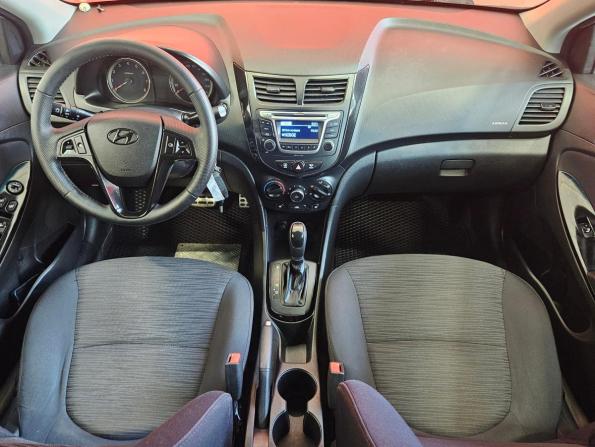 Hyundai Solaris I Рестайлинг с пробегом 2015 года, цена 1 020 000 рублей, 162562 км, седан, Автокод Объявления
