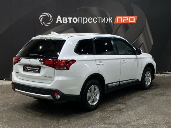 Mitsubishi Outlander III Рестайлинг 2 с пробегом 2017 года, цена 1 890 000 рублей, 113952 км, внедорожник, Автокод Объявления