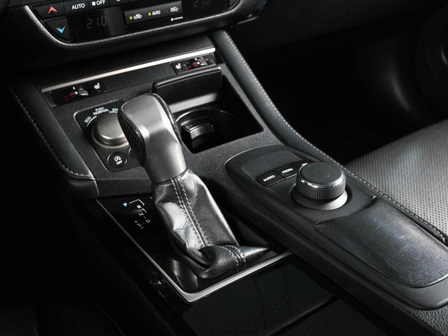 Lexus ES VI Рестайлинг Ростов-на-Дону  - изображение 19