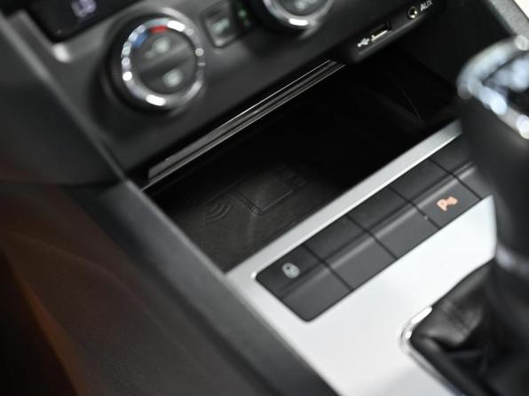 Skoda Octavia III (A7) с пробегом 2014 года, цена 1 299 000 рублей, 180000 км, лифтбек, Автокод Объявления
