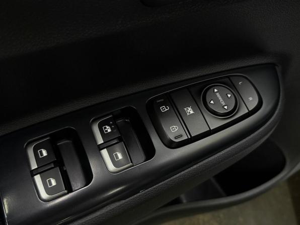 Kia Rio IV с пробегом 2018 года, цена 1 310 000 рублей, 76196 км, седан, Автокод Объявления