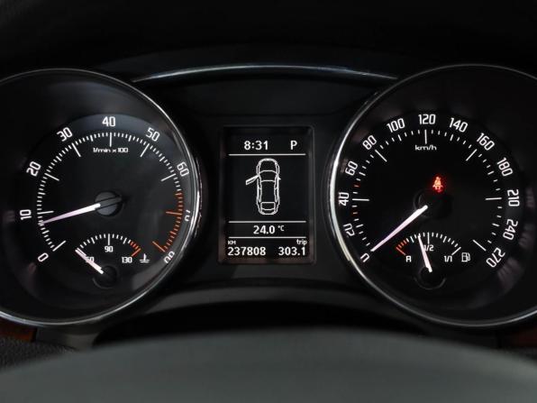 Skoda Superb II с пробегом 2012 года, цена 1 019 000 рублей, 237808 км, лифтбек, Автокод Объявления