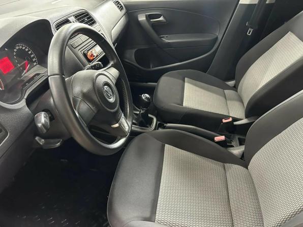 Volkswagen Polo V с пробегом 2012 года, цена 651 000 рублей, 239112 км, седан, Автокод Объявления