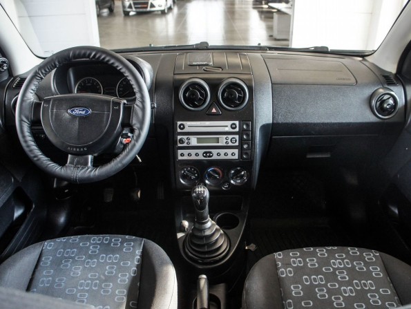 Ford Fusion I с пробегом 2005 года, цена 355 000 рублей, 234000 км, хэтчбек, Автокод Объявления