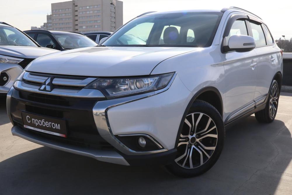 Mitsubishi Outlander III Рестайлинг 2 Санкт-Петербург  - изображение 3
