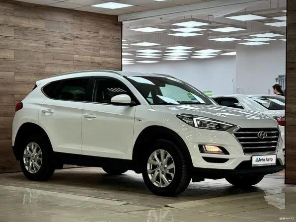 Hyundai Tucson III Рестайлинг с пробегом 2019 года, цена 2 330 000 рублей, 122500 км, внедорожник, Автокод Объявления