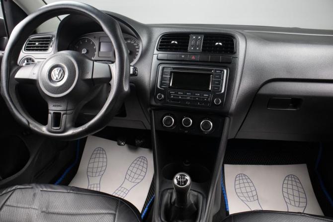 Volkswagen Polo V с пробегом 2010 года, цена 469 000 рублей, 304021 км, седан, Автокод Объявления