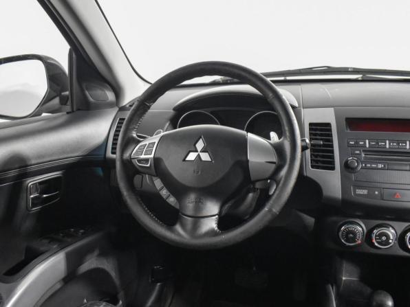 Mitsubishi Outlander II Рестайлинг с пробегом 2011 года, цена 754 000 рублей, 296186 км, внедорожник, Автокод Объявления