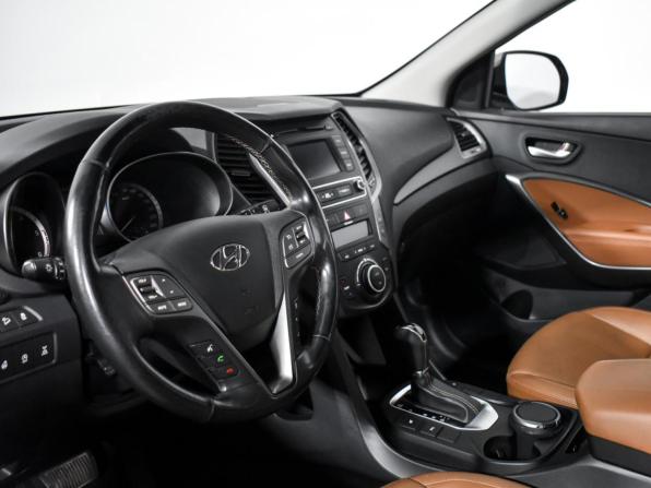 Hyundai Santa Fe III Рестайлинг с пробегом 2017 года, цена 1 878 900 рублей, 157570 км, внедорожник, Автокод Объявления