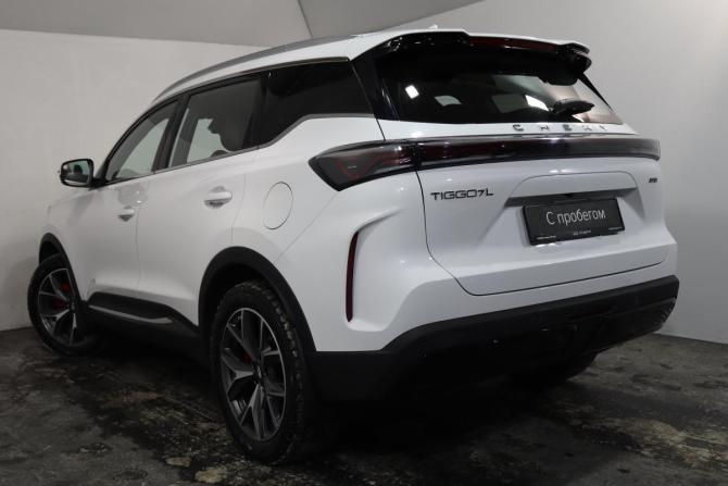 Chery Tiggo 7L с пробегом 2024 года, цена 2 339 000 рублей, 2000 км, внедорожник, Автокод Объявления