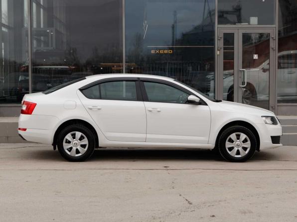 Skoda Octavia III (A7) с пробегом 2015 года, цена 930 000 рублей, 171149 км, лифтбек, Автокод Объявления