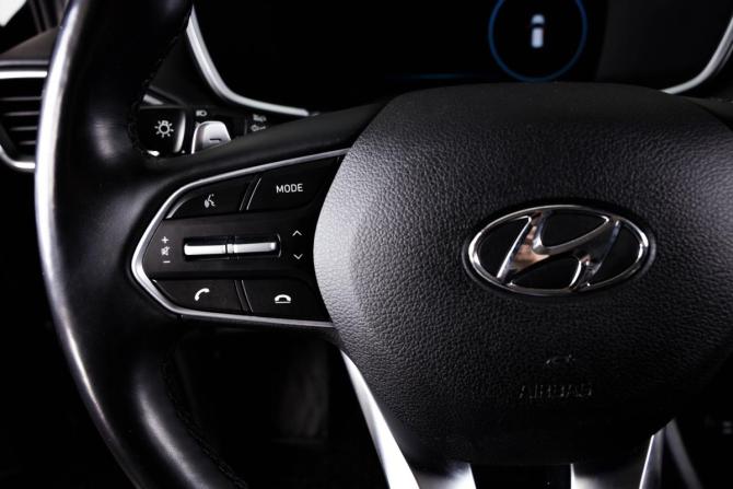 Hyundai Santa Fe IV Рестайлинг с пробегом 2021 года, цена 3 199 000 рублей, 167290 км, внедорожник, Автокод Объявления