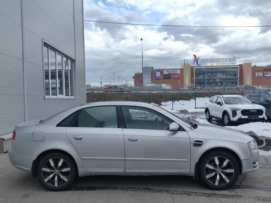 Audi A4 III (B7) Москва  - изображение 4