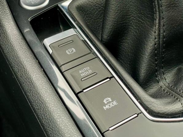 Volkswagen Tiguan II Рестайлинг с пробегом 2021 года, цена 2 270 000 рублей, 55300 км, внедорожник, Автокод Объявления