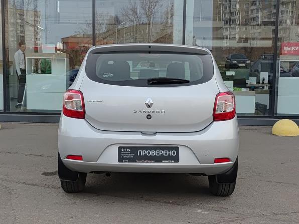 Renault Sandero II с пробегом 2017 года, цена 859 000 рублей, 56041 км, хэтчбек, Автокод Объявления