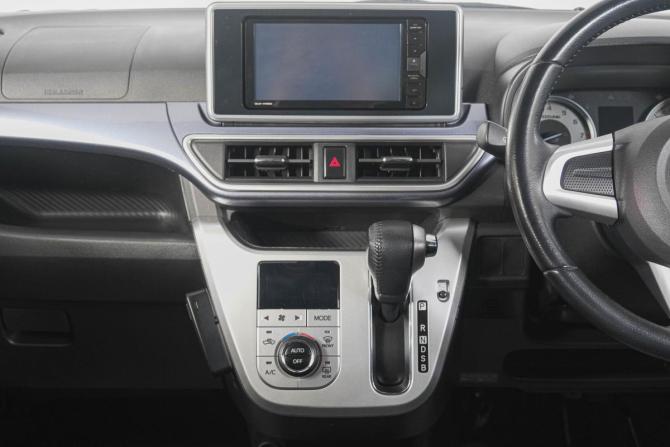 Daihatsu Cast I с пробегом 2017 года, цена 849 000 рублей, 128000 км, хэтчбек, Автокод Объявления