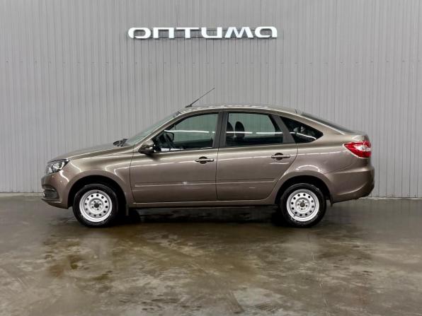 Lada (ВАЗ) Granta I Рестайлинг с пробегом 2024 года, цена 897 000 рублей, 29255 км, лифтбек, Автокод Объявления