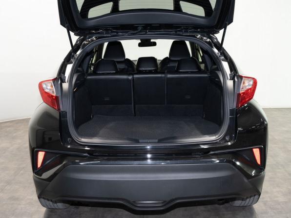 Toyota C-HR I с пробегом 2019 года, цена 1 825 000 рублей, 85000 км, внедорожник, Автокод Объявления