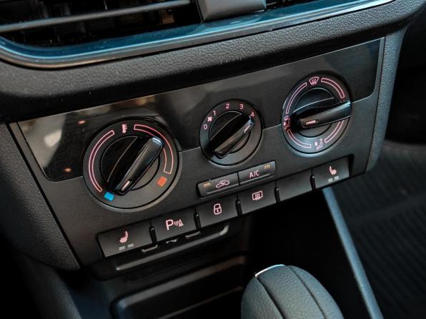 Volkswagen Polo VI с пробегом 2020 года, цена 1 320 000 рублей, 179649 км, лифтбек, Автокод Объявления