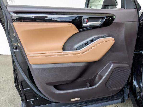 Toyota Highlander IV (XU70) с пробегом 2023 года, цена 4 610 000 рублей, 30096 км, внедорожник, Автокод Объявления