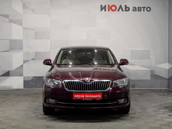 Skoda Superb II Рестайлинг с пробегом 2014 года, цена 950 000 рублей, 297873 км, лифтбек, Автокод Объявления