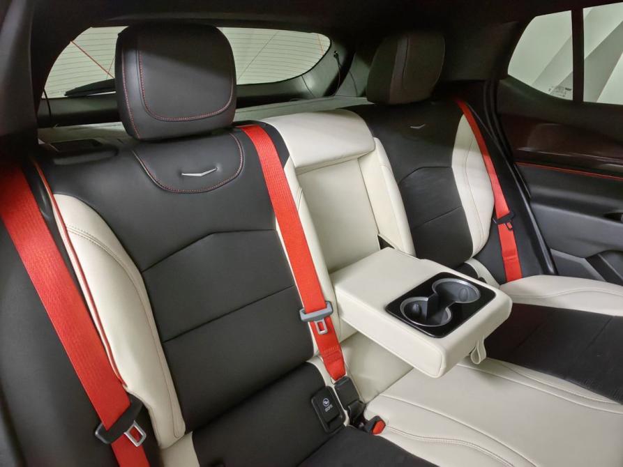 Cadillac GT4 Москва  - изображение 16