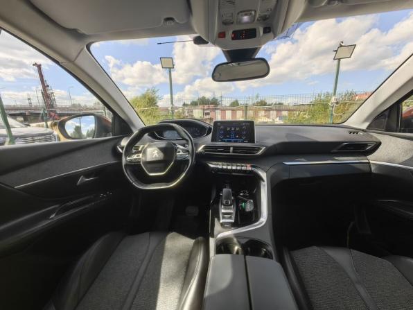 Peugeot 3008 II с пробегом 2017 года, цена 1 599 000 рублей, 156573 км, внедорожник, Автокод Объявления
