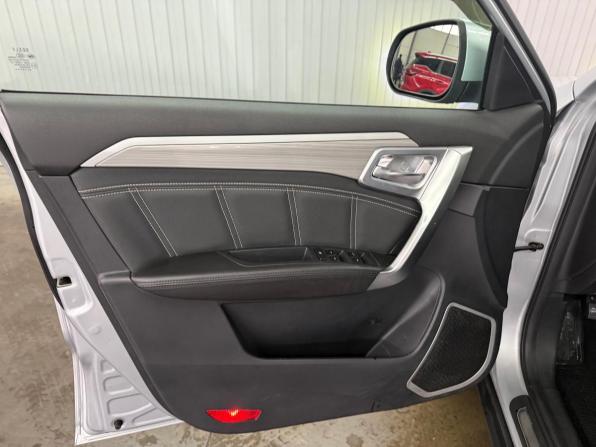 Geely Emgrand X7 I Рестайлинг 2 с пробегом 2019 года, цена 1 547 000 рублей, 46219 км, внедорожник, Автокод Объявления
