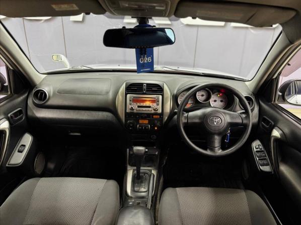 Toyota RAV4 II (XA20) Рестайлинг с пробегом 2004 года, цена 799 000 рублей, 189000 км, внедорожник, Автокод Объявления