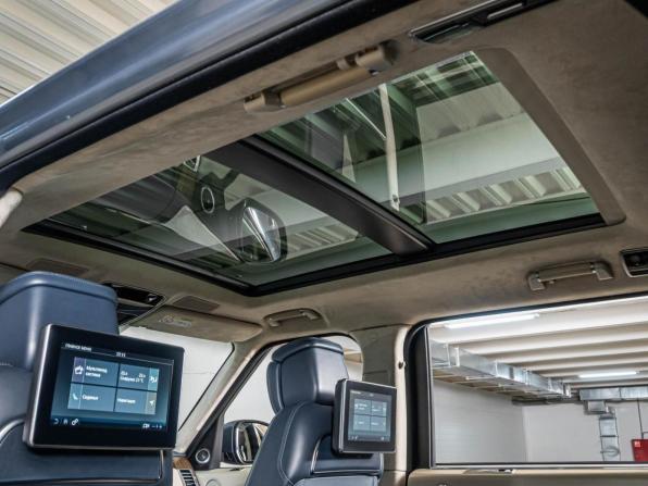 Land Rover Range Rover IV Рестайлинг с пробегом 2018 года, цена 7 035 000 рублей, 239537 км, внедорожник, Автокод Объявления