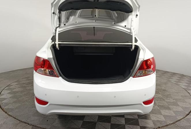 Hyundai Solaris I с пробегом 2013 года, цена 920 000 рублей, 235961 км, седан, Автокод Объявления
