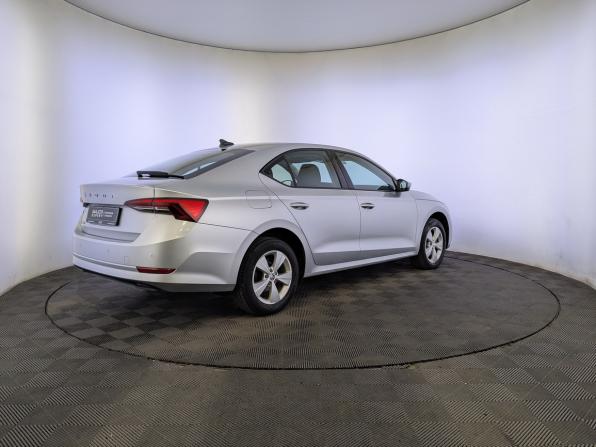 Skoda Octavia IV (A8) с пробегом 2021 года, цена 2 070 000 рублей, 145049 км, лифтбек, Автокод Объявления