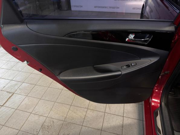 Hyundai Sonata VI (YF) с пробегом 2011 года, цена 949 000 рублей, 213136 км, седан, Автокод Объявления