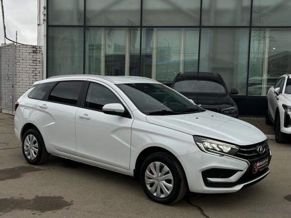 Lada (ВАЗ) Vesta I Рестайлинг (NG) с пробегом 2024 года, цена 1 330 000 рублей, 30111 км, универсал, Автокод Объявления