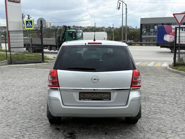 Opel Zafira B Рестайлинг с пробегом 2011 года, цена 690 000 рублей, 197981 км, минивэн, Автокод Объявления