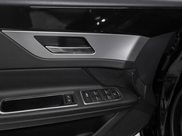 Jaguar XF II с пробегом 2016 года, цена 2 095 000 рублей, 107441 км, седан, Автокод Объявления