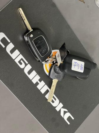 Hyundai Solaris I Рестайлинг с пробегом 2015 года, цена 949 000 рублей, 158000 км, седан, Автокод Объявления