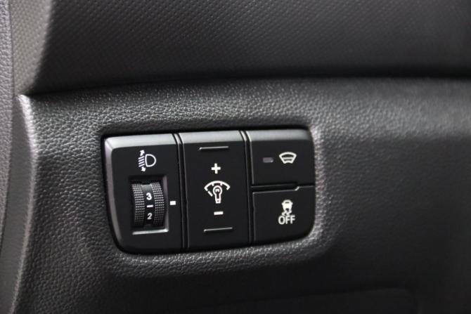 Hyundai Creta I с пробегом 2018 года, цена 1 715 150 рублей, 74550 км, внедорожник, Автокод Объявления