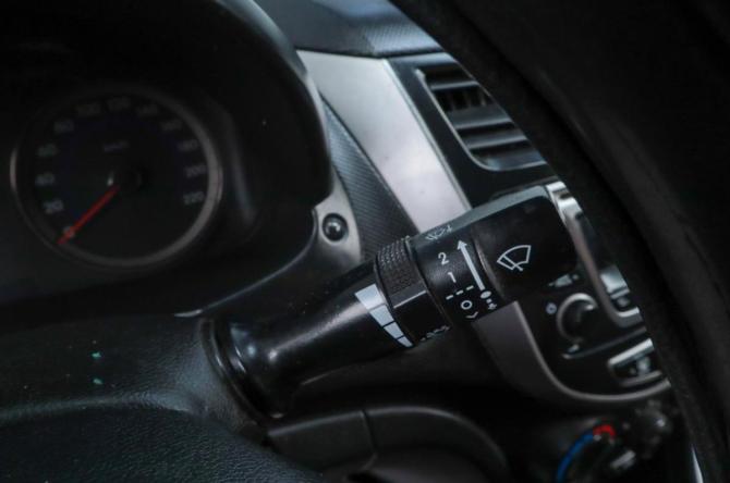 Hyundai Solaris I Рестайлинг с пробегом 2014 года, цена 629 000 рублей, 247371 км, седан, Автокод Объявления