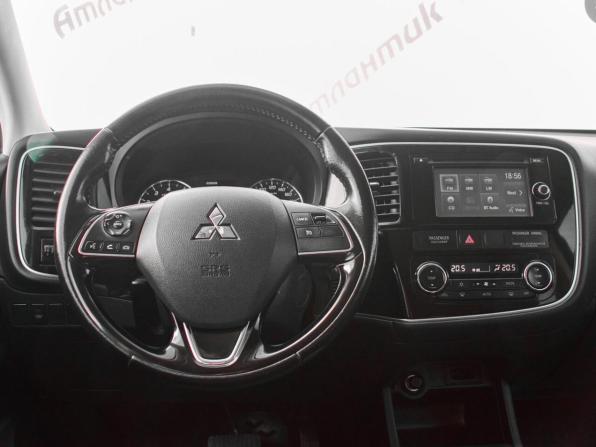 Mitsubishi Outlander III Рестайлинг 2 с пробегом 2015 года, цена 1 780 000 рублей, 193704 км, внедорожник, Автокод Объявления